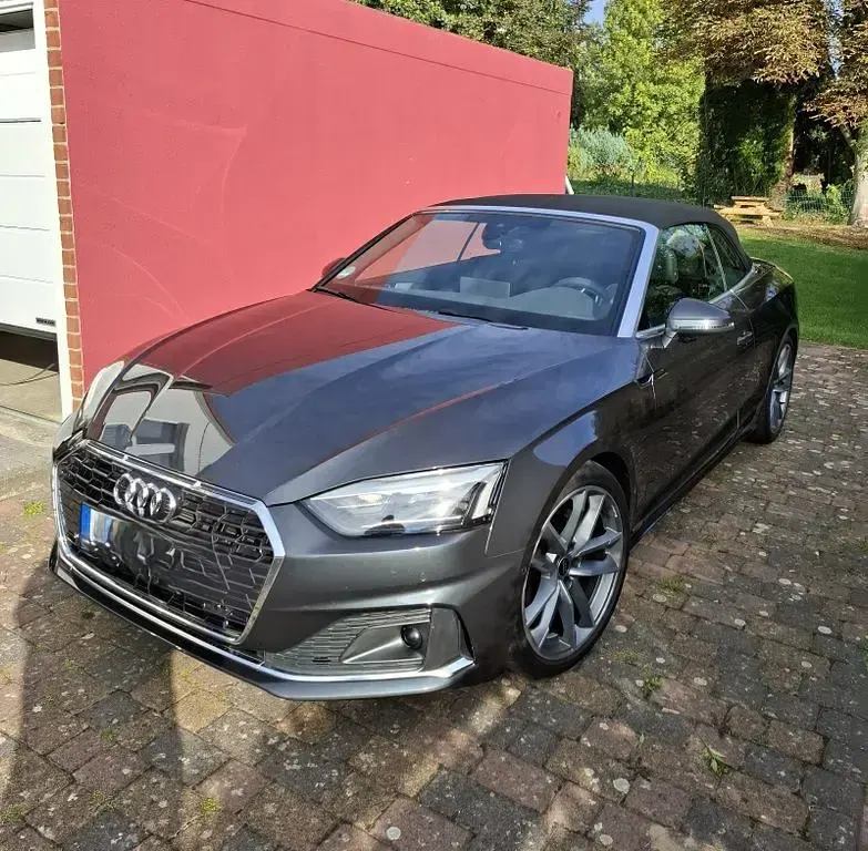 Gebraucht Audi A5 Cabriolet Sport 150 PS (110 kW) 2024 Grau Cabrio