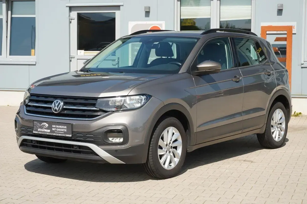 Gebraucht VW T-Cross Life 116 PS (85 kW) 2020 Grau SUV