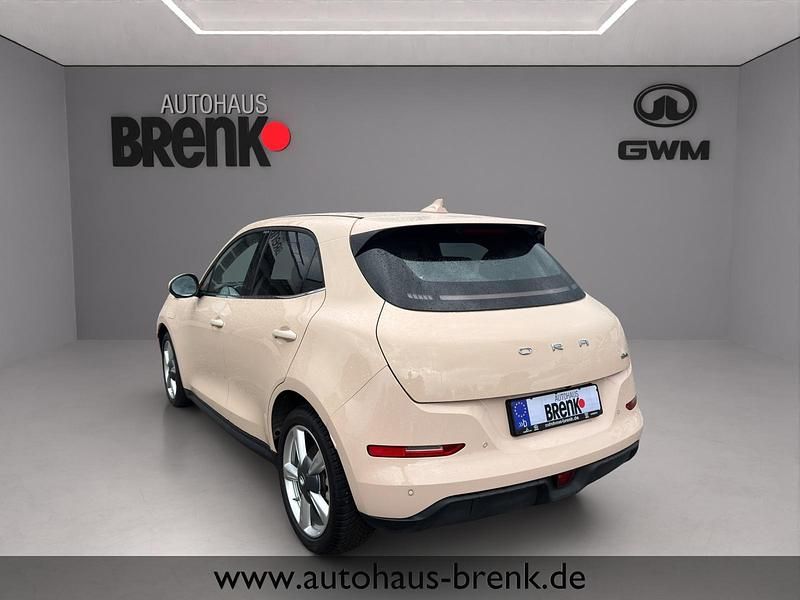 Używany Ora 03 125 kW (171 KM) 2023 Beżowy Hatchback