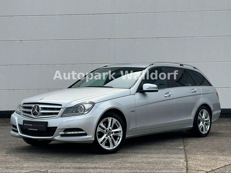 Silber Gebraucht 2011 Mercedes C220 Avantgarde Kombi | 7.499 € (Fairer Preis) - Bild 1/4