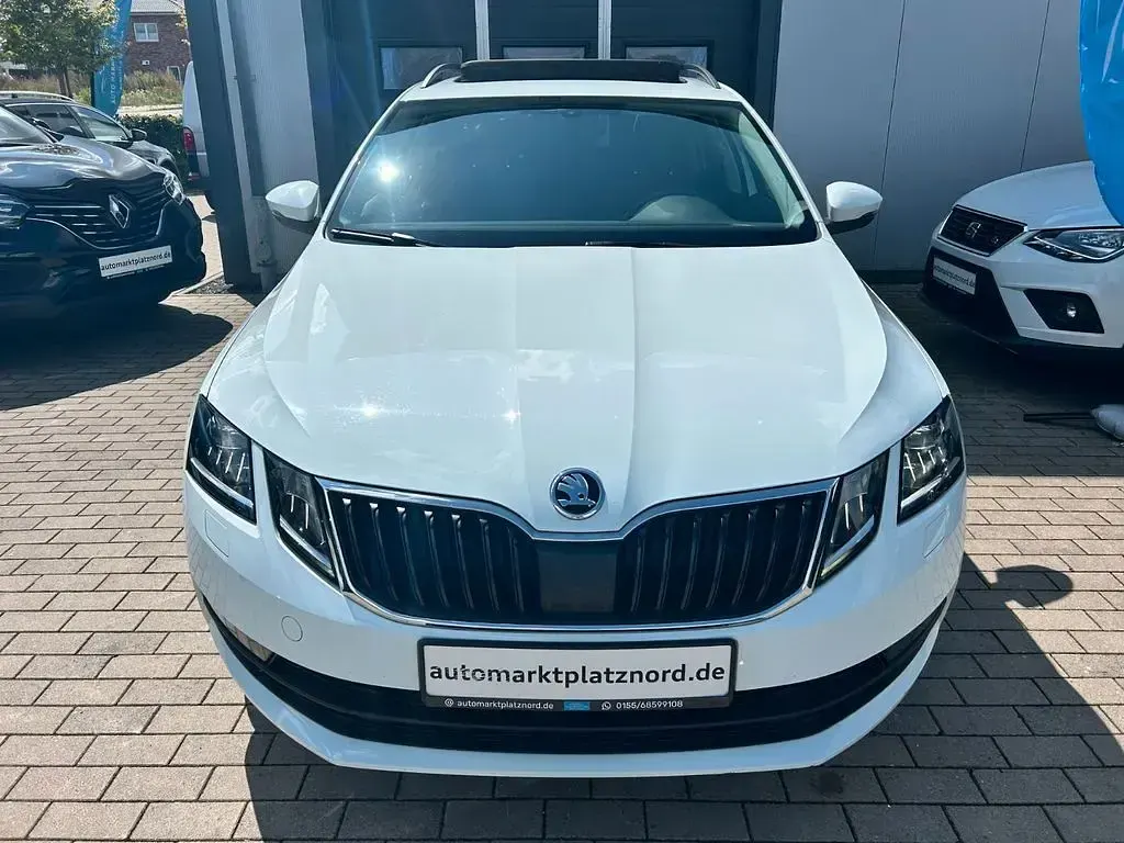 Gebraucht Skoda Octavia Soleil 150 PS (110 kW) 2019 Laserweiss Kombi