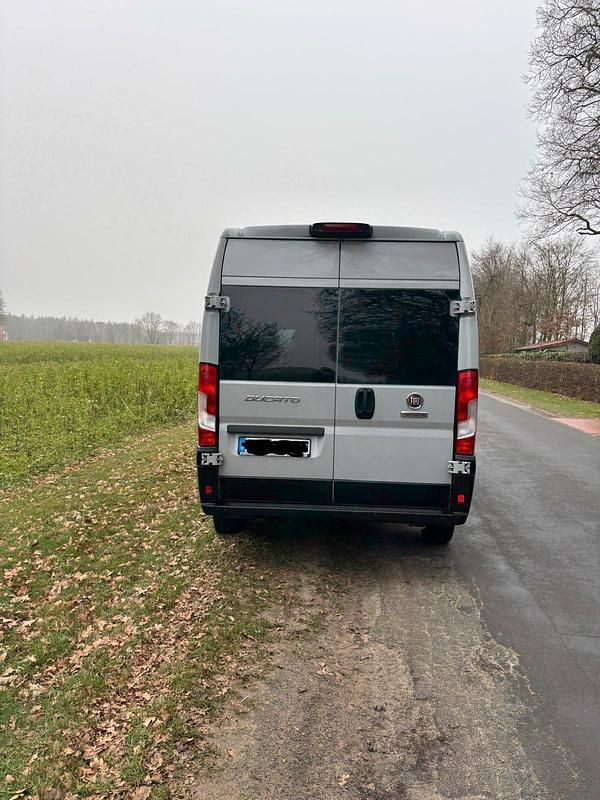 Gebraucht Fiat Ducato 140 PS (102 kW) 2022 Grau Van