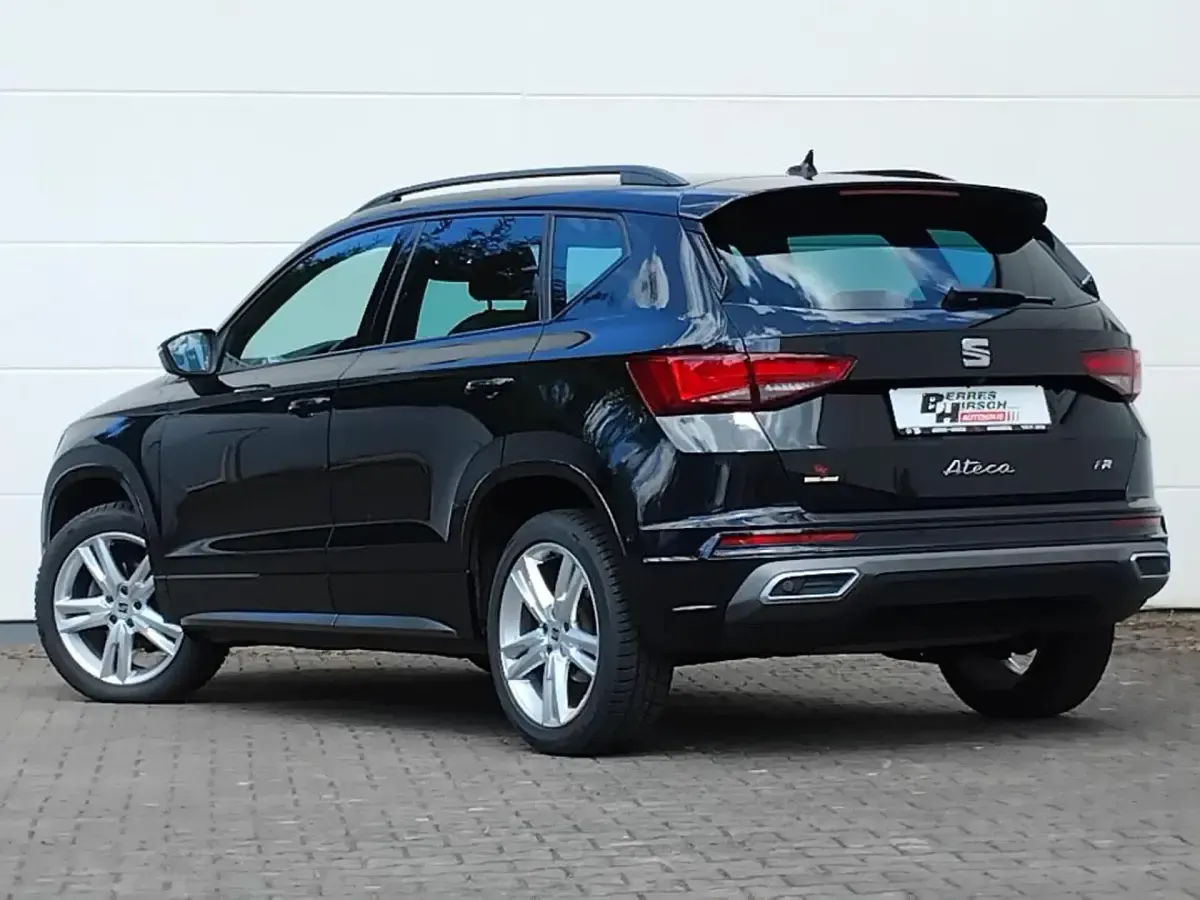 Gebraucht Seat Ateca FR 150 PS (110 kW) 2023 Magic schwarz metallic SUV