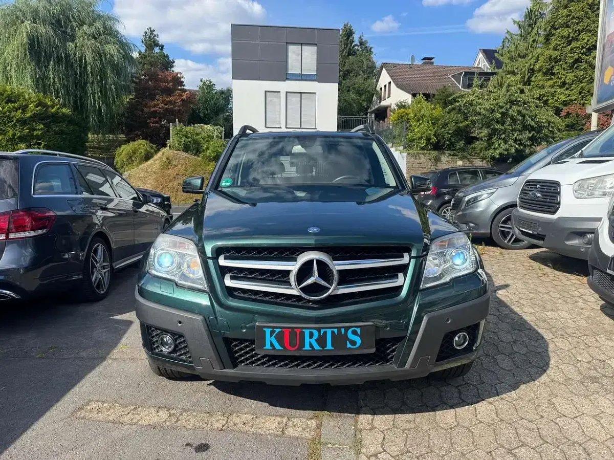Gebraucht Mercedes GLK320 224 PS (164 kW) 2008 Periklasgruen  metalliclack SUV