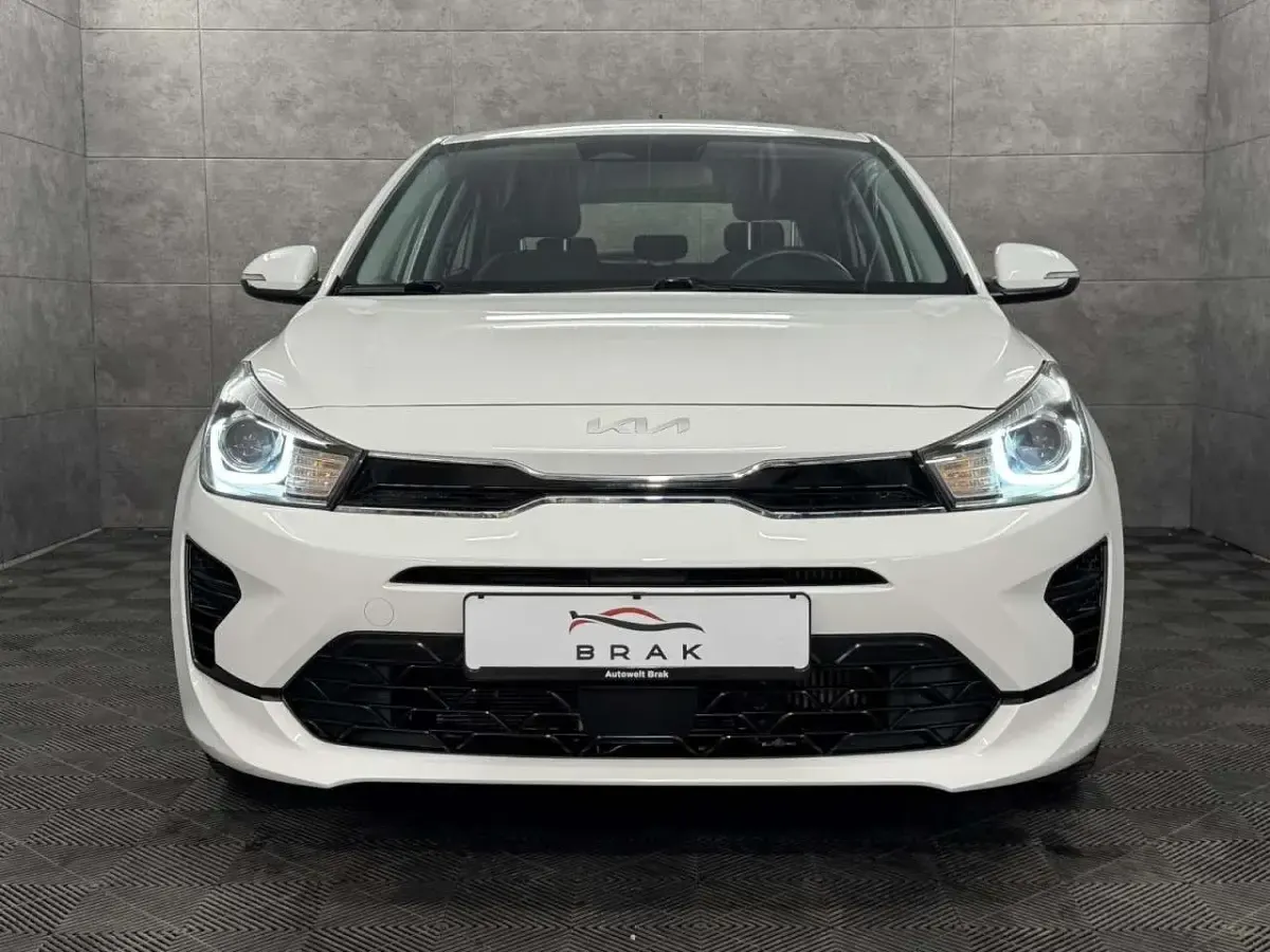 Brugt Kia Rio Vision 101 HK (74 kW) 2022 Hvid Hatchback