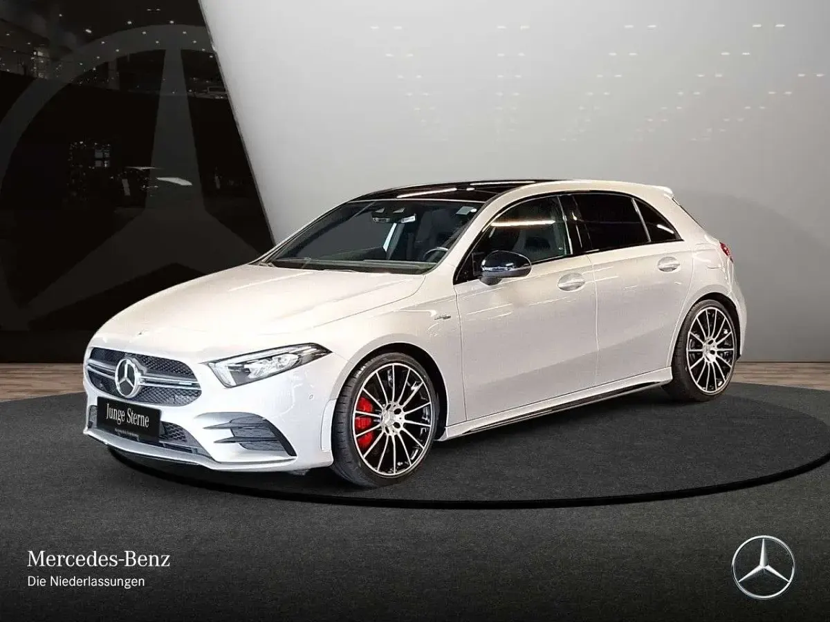 Gebraucht Mercedes A35 AMG AMG 306 PS (225 kW) 2022 Iridiumsilber Limousine
