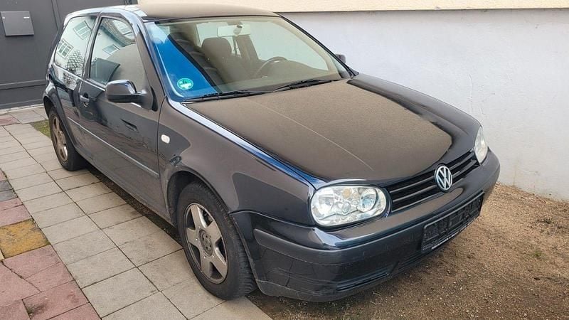 Gebraucht VW Golf IV 75 PS (55 kW) 2002 Schwarz Limousine