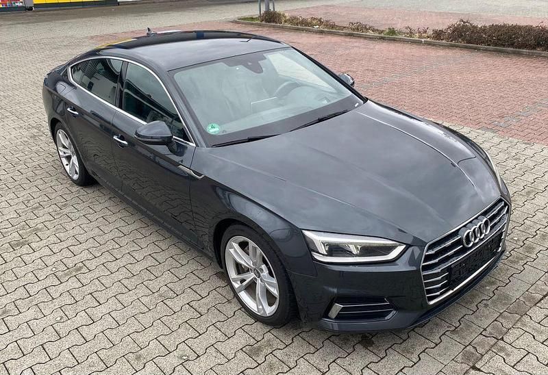 Gebraucht Audi A5 Sport 190 PS (139 kW) 2018 Grau Coupé