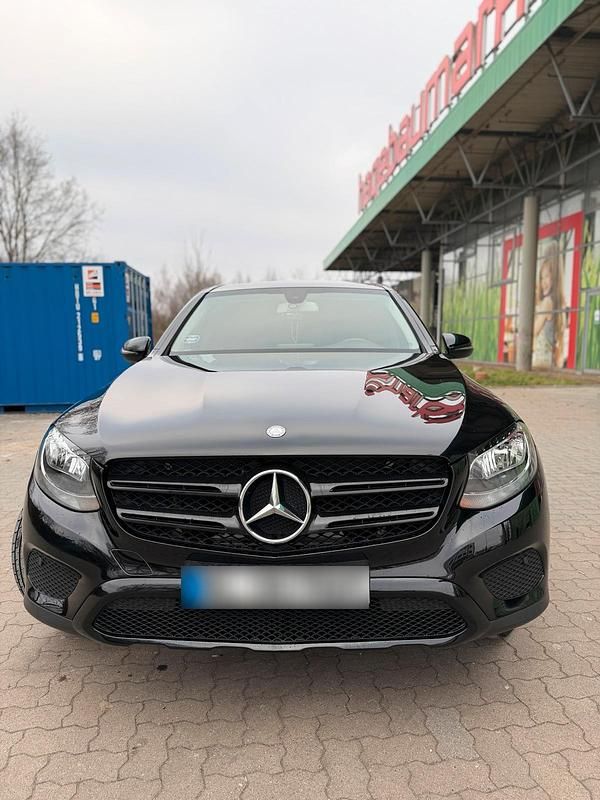 Gebraucht Mercedes GLC350 320 PS (235 kW) 2017 Schwarz SUV