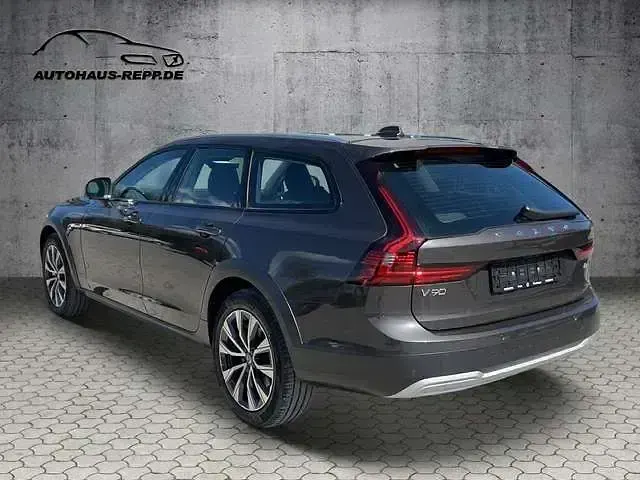 Usata Volvo V90 CC Plus 197 CV (144 kW) 2024 Grigio Station wagon