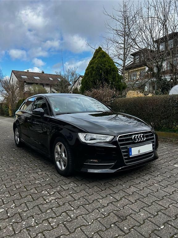 Gebraucht Audi A3 110 PS (80 kW) 2015 Schwarz Limousine