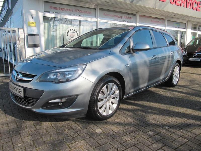 Gebraucht Opel Astra Edition 110 PS (80 kW) 2015 Silber Kombi