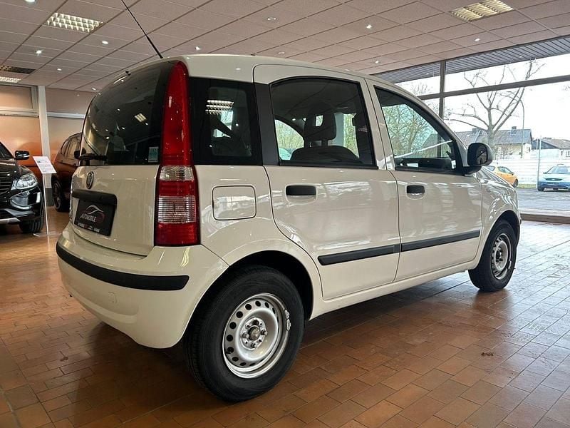 Gebraucht Fiat Panda Classica 69 PS (50 kW) 2012 Weiß Kleinwagen