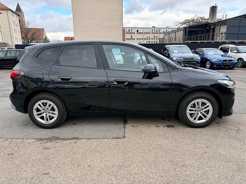 Gebraucht BMW 218 Active Tourer 150 PS (110 kW) 2023 Schwarz Van / Kleinbus