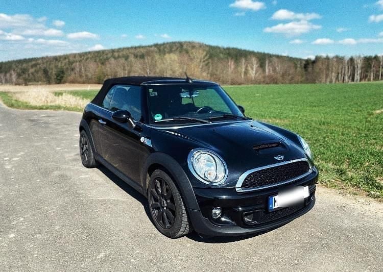 Schwarz Gebraucht 2014 Mini Cooper S Cabriolet Cabrio | 14.950 € (Etwas zu teuer) - Bild 1/4