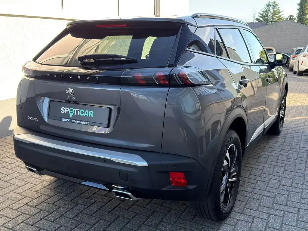 Gebraucht Peugeot 2008 Allure 131 PS (96 kW) 2023 Grau SUV