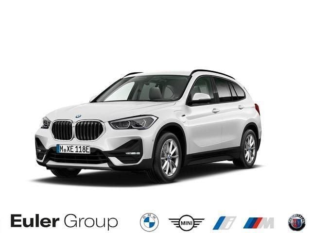 Weiss Gebraucht 2022 BMW X1 Sport Line SUV | 23.899 € (Guter Preis) - Bild 1/4