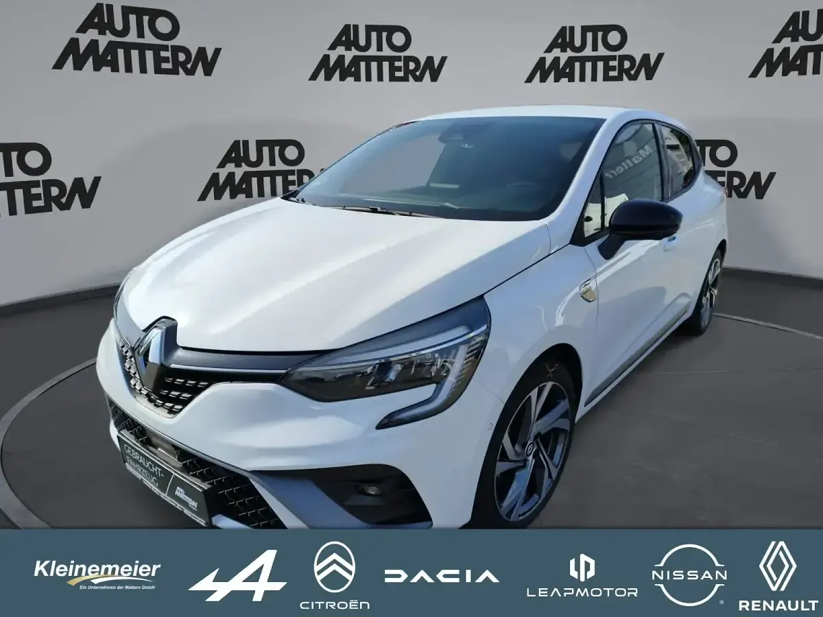 Käytetty Renault Clio V R.S. 140 HP (102 kW) 2023 Sedan