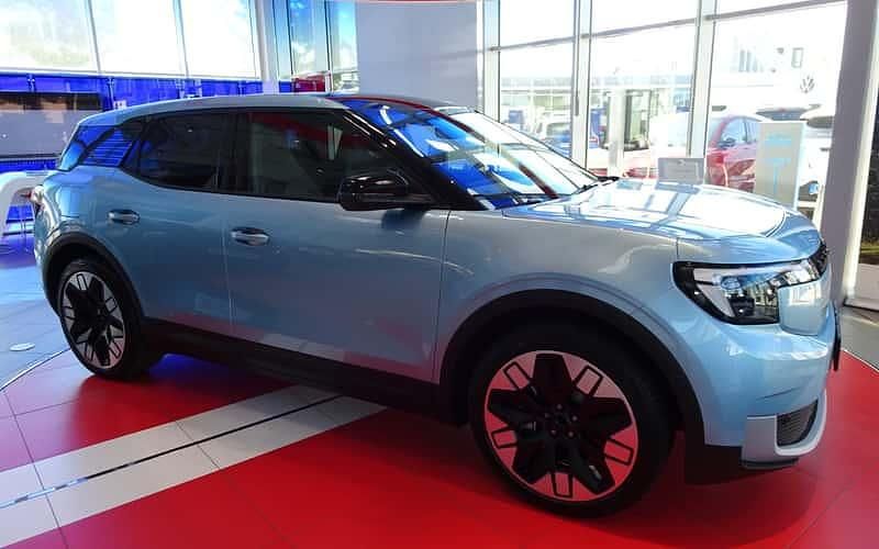Arctic blue Neu 2025 Ford Explorer Premium SUV | 45.600 € (Guter Preis) - Bild 1/4