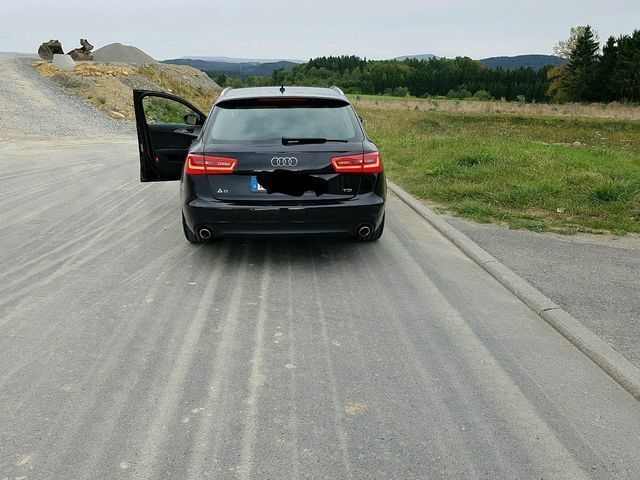 Gebraucht Audi A6 277 PS (203 kW) 2012 Schwarz metallic Kombi