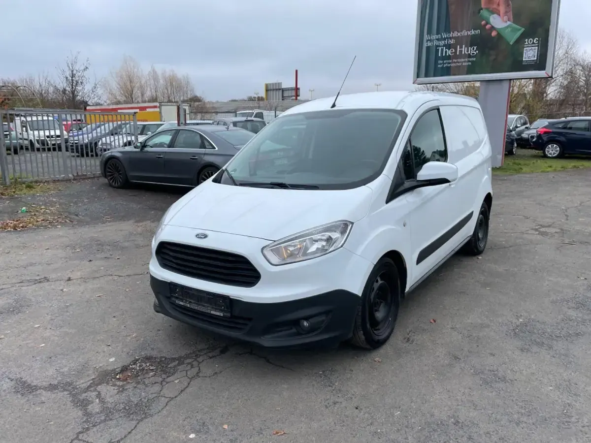 Gebraucht Ford Transit Trend 75 PS (55 kW) 2018 Weiß Van / Kleinbus