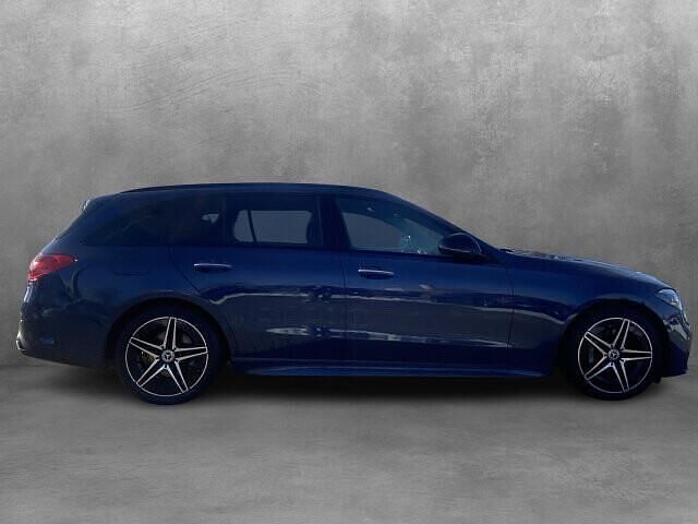 Gebraucht Mercedes C220 AMG 200 PS (147 kW) 2024 Lack sodalithblau Kombi
