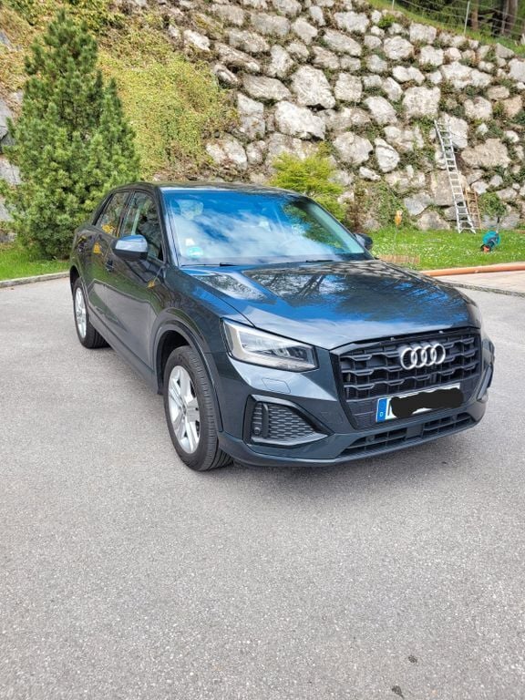 Grau Gebraucht 2022 Audi Q2 Advanced SUV | 23.000 € (Superpreis) - Bild 1/4