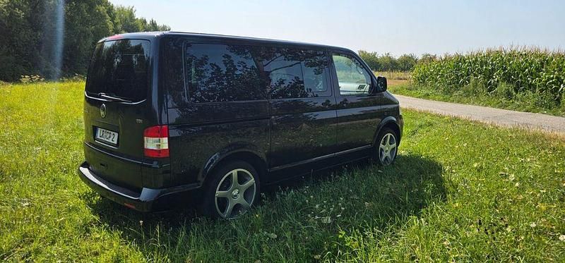 Gebraucht VW Multivan 174 PS (127 kW) 2008 Schwarz Van