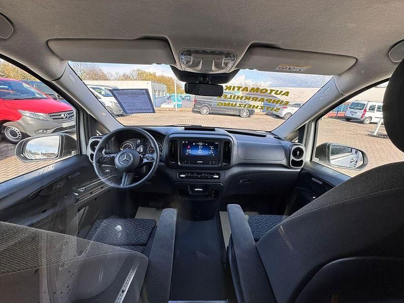 Gebraucht Mercedes Vito 136 PS (100 kW) 2024 Weiß Van