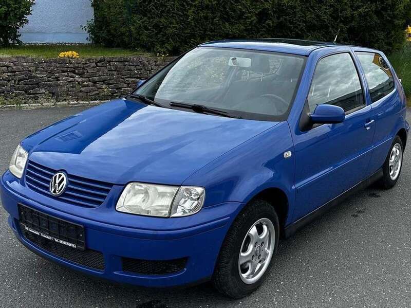 Blau Gebraucht 2001 VW Polo Limousine | 1.649 € (Fairer Preis) - Bild 1/4