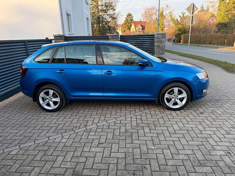 Gebraucht Skoda Rapid Cool Edition 95 PS (69 kW) 2019 Blau Kombi