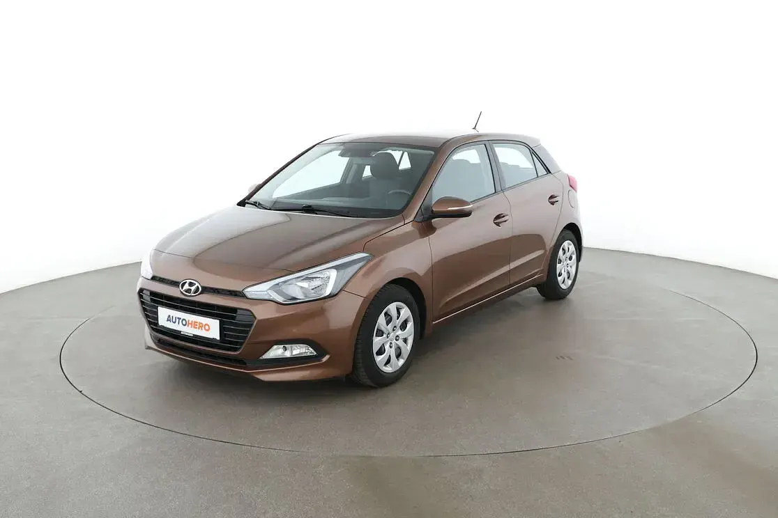 Gebraucht Hyundai i20 Trend 101 PS (74 kW) 2018 Limousine