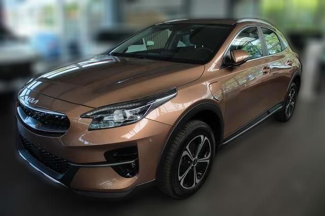 Braun metallic Gebraucht 2022 Kia XCeed Vision SUV | 22.090 € (Teuer) - Bild 1/4