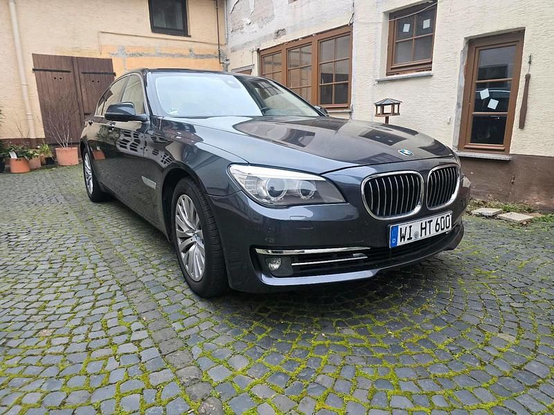 Gebraucht BMW 730 2012 Grau Limousine