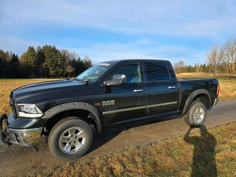 Schwarz Gebraucht 2017 Ford V8 SUV | 30.999 € - Bild 1/4