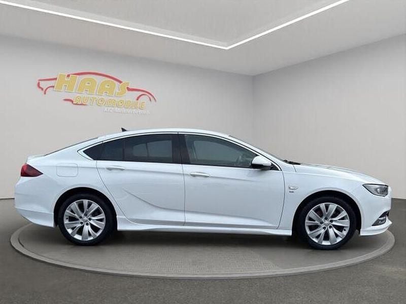Gebraucht Opel Insignia Dynamic 170 PS (125 kW) 2020 Weiß Limousine