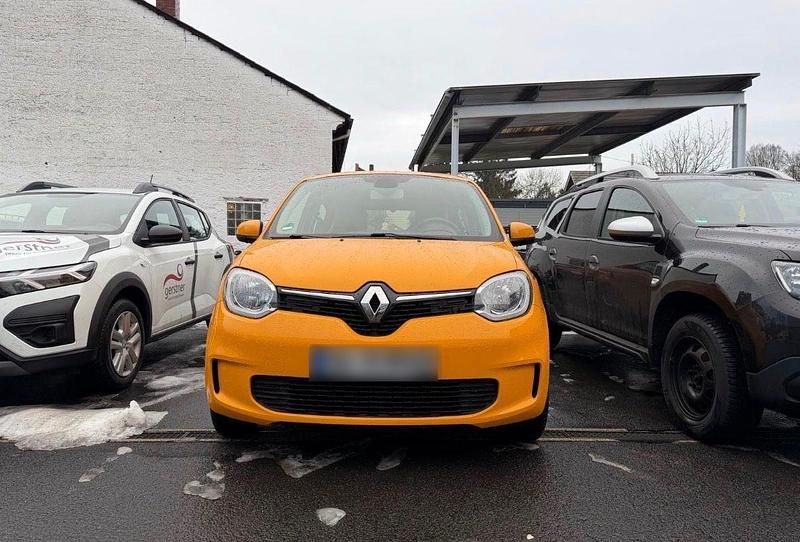 Gebraucht Renault Twingo LIMITED 90 PS (66 kW) 2019 Orange Kleinwagen
