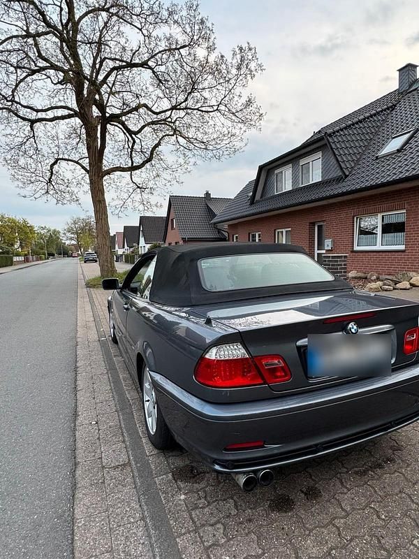 Gebraucht BMW 318 Cabriolet 143 PS (105 kW) 2003 Grau Cabrio
