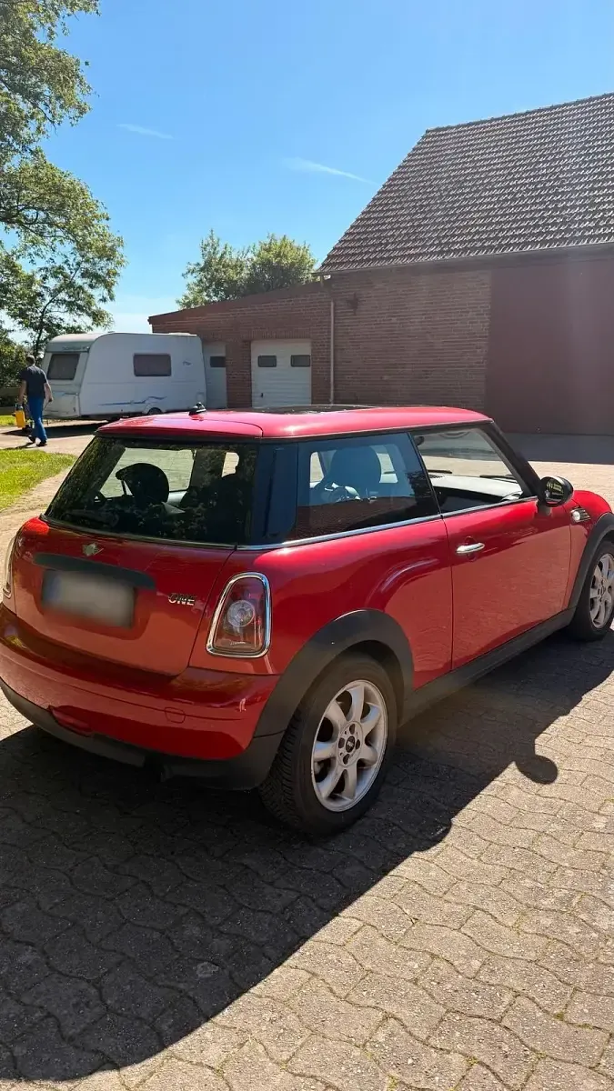 Gebraucht Mini ONE 95 PS (69 kW) 2007 Rot Kleinwagen