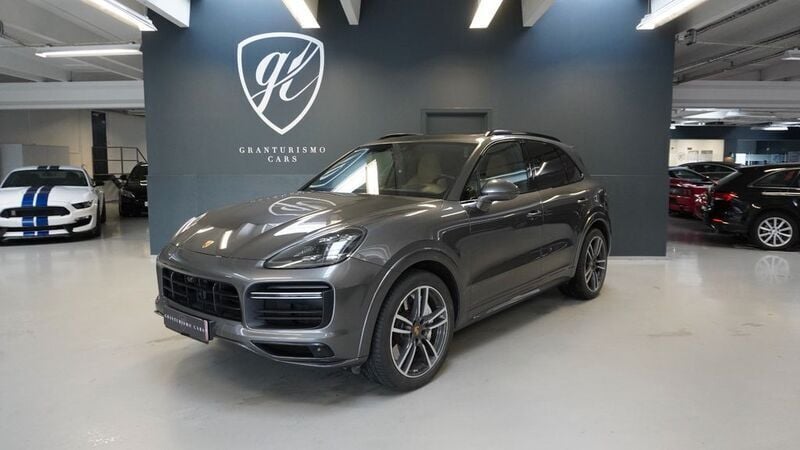 Grau Gebraucht 2019 Porsche Cayenne Turbo SUV | 71.900 € (Superpreis) - Bild 1/4
