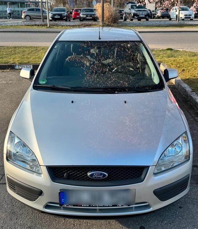 Silber Gebraucht 2006 Ford Focus Kleinwagen | 850 € (Superpreis) - Bild 1/4