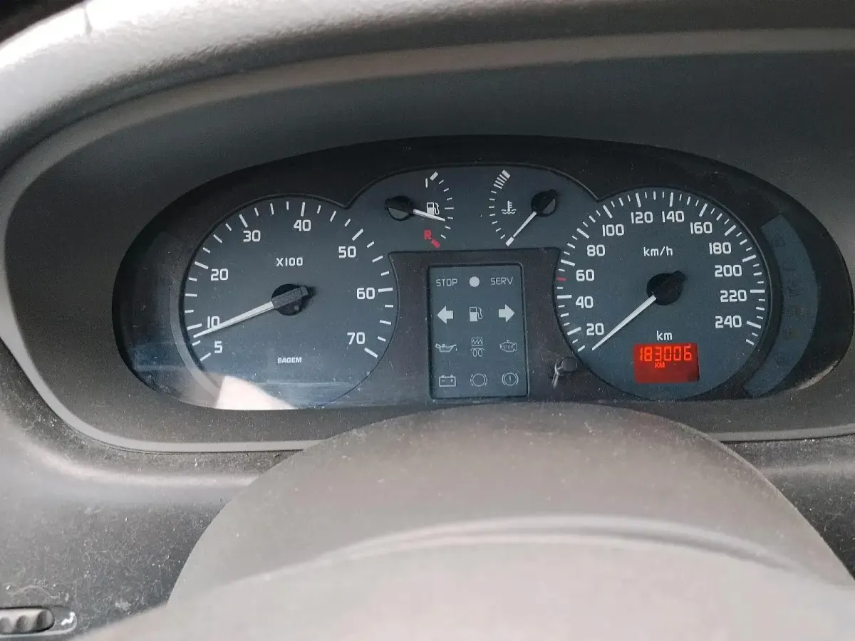 Gebraucht Renault Scénic 107 PS (78 kW) 2001 Grün Van / Kleinbus