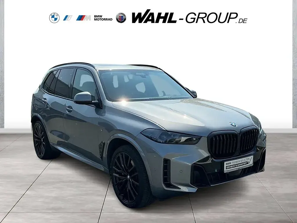 Gebraucht BMW X5 M Sport 298 PS (219 kW) 2025 Skyscraper grau SUV