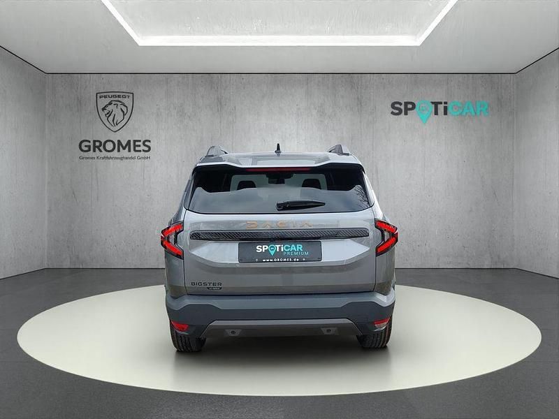 Neu Dacia Bigster Extreme 156 PS (114 kW) 2025 Grau SUV