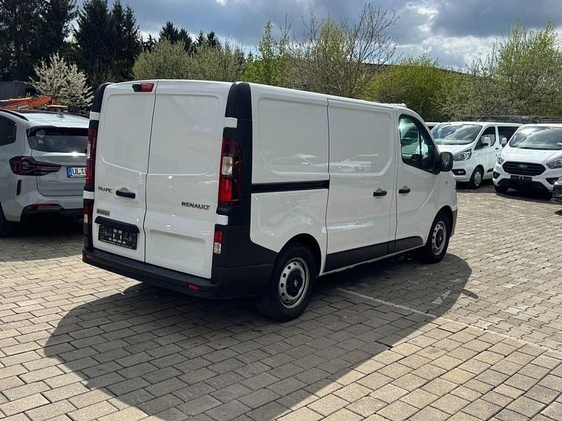 Gebraucht Renault Trafic 170 PS (125 kW) 2020 Weiß Van / Kleinbus