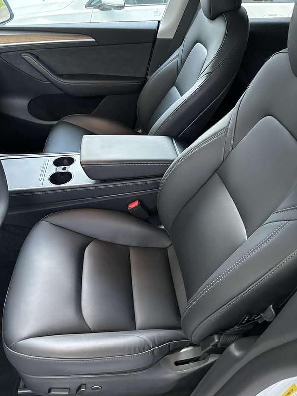 Gebraucht Tesla Model Y Standard Range 219 kW (299 PS) 2023 SUV