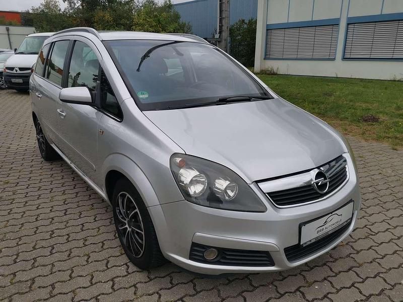 Silber Gebraucht 2006 Opel Zafira Cosmo Van / Kleinbus | 2.799 € (Fairer Preis) - Bild 1/4