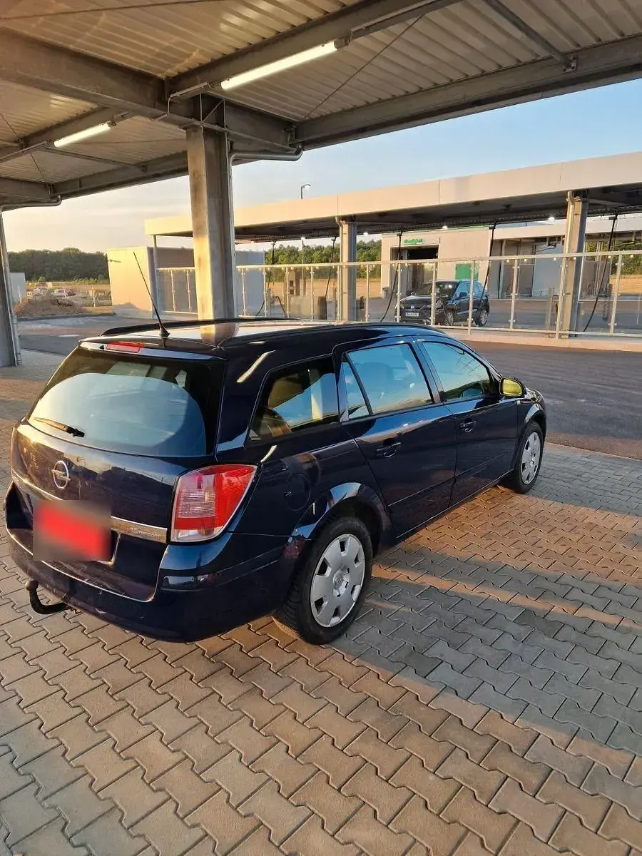 Gebraucht Opel Astra 125 PS (91 kW) 2005 Blau Kombi