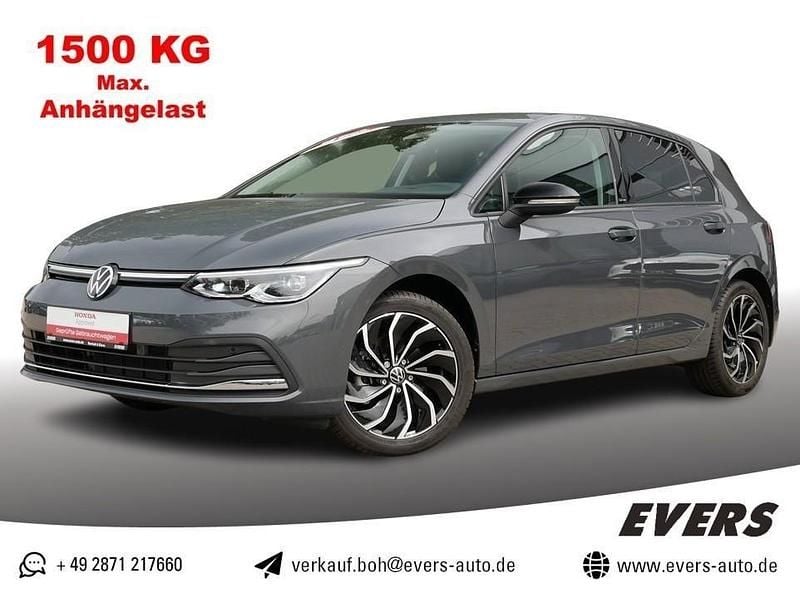 Delfingrau metallic Gebraucht 2023 VW Golf VIII Move Limousine | 26.430 € (Guter Preis) - Bild 1/4