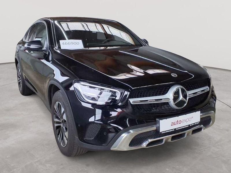 Gebraucht Mercedes GLC220 194 PS (142 kW) 2023 Schwarz Coupé